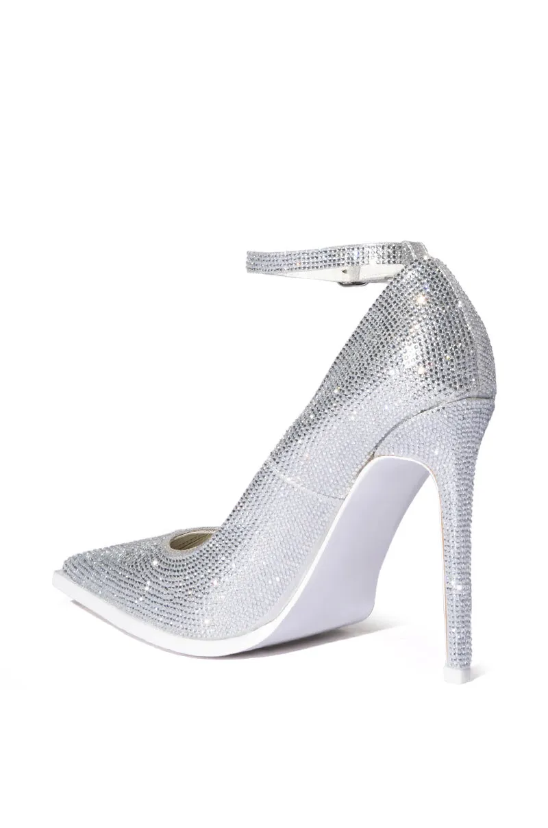 AZALEA WANG BRIE EMBELLISHED PUMP IN SILVER