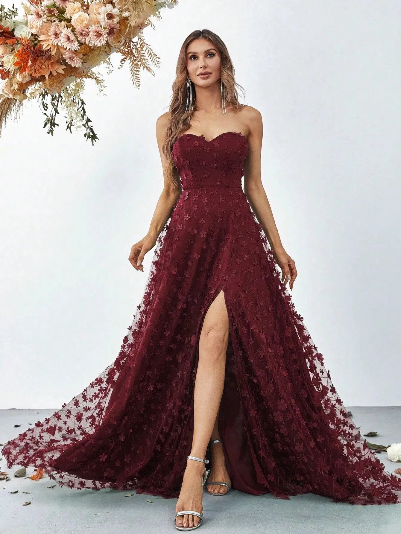 Elegant Floral Appliques Split Thigh Tube Dresses
