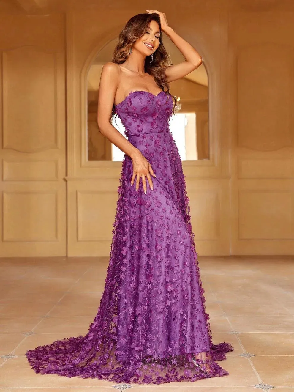 Elegant Floral Appliques Split Thigh Tube Dresses