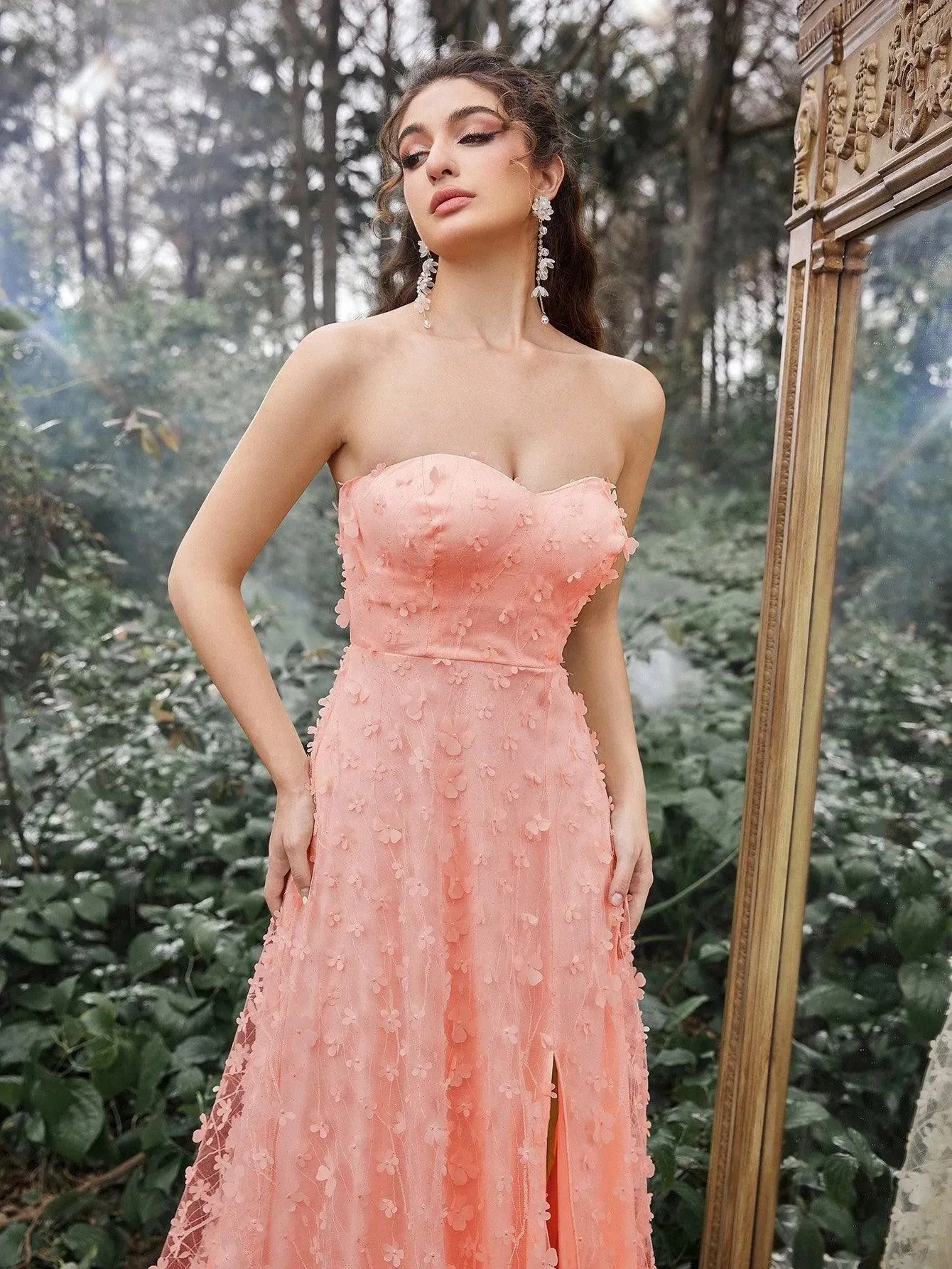 Elegant Floral Appliques Split Thigh Tube Dresses