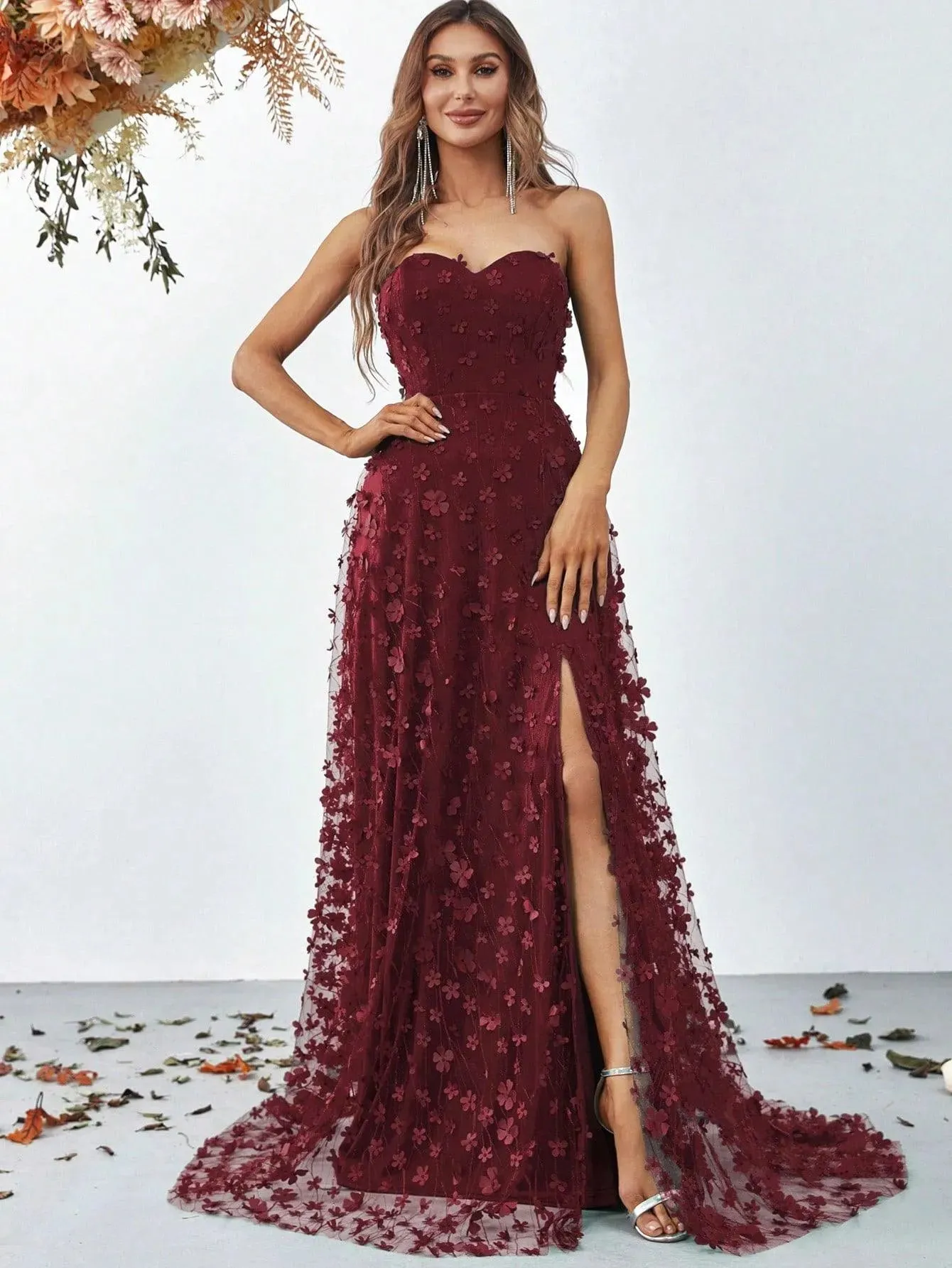 Elegant Floral Appliques Split Thigh Tube Dresses