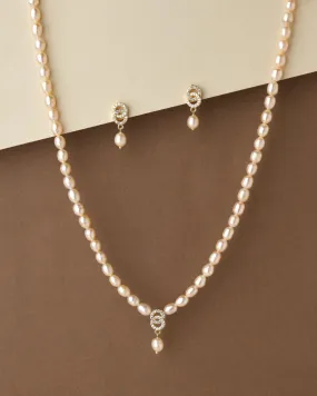 Elegant Pearl Necklace Set