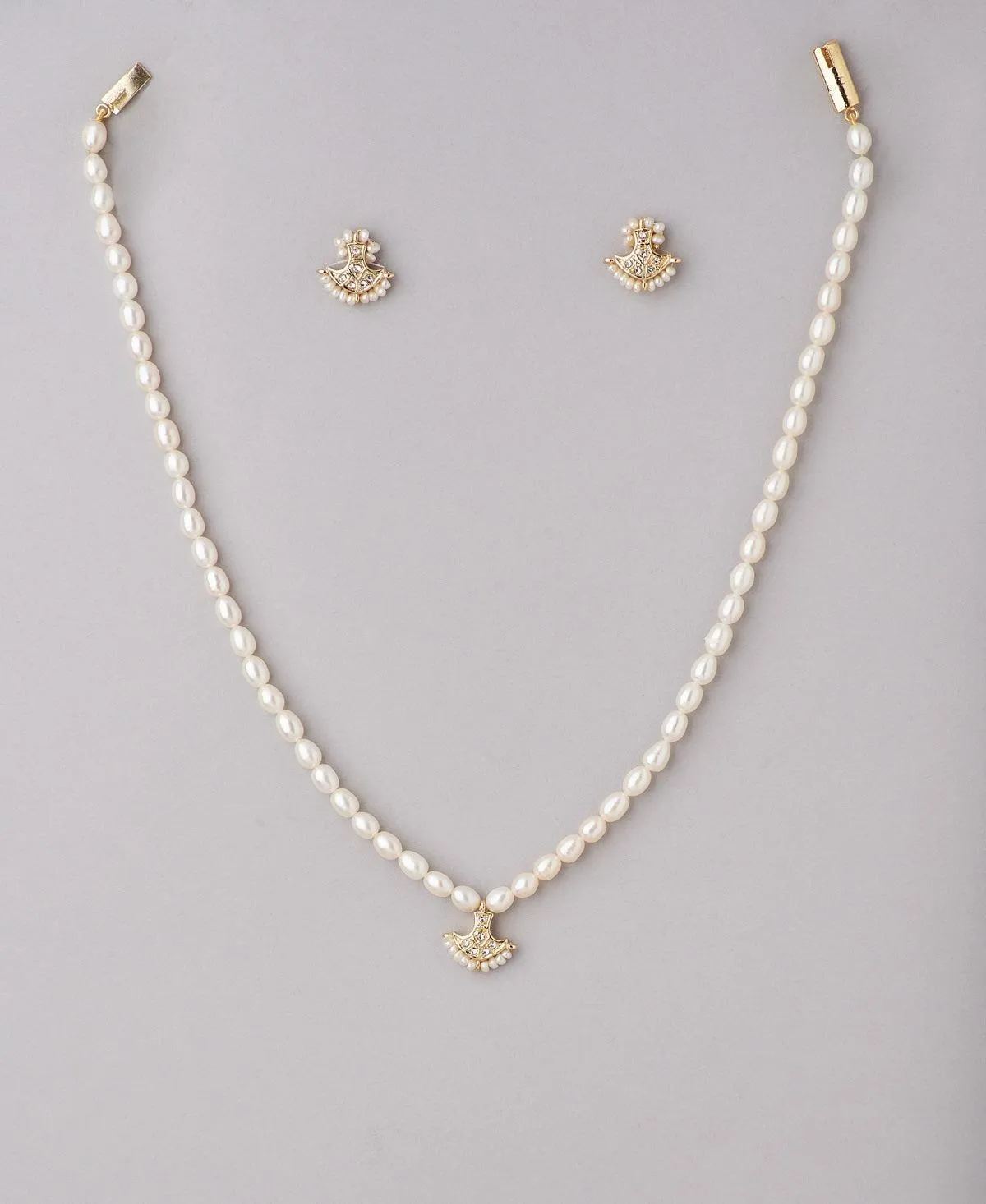 Elegant Real Pearl Necklace Set