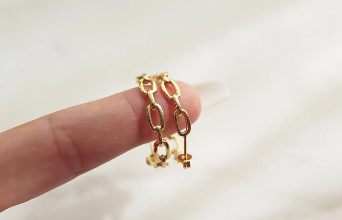 Mary Hoop Earrings