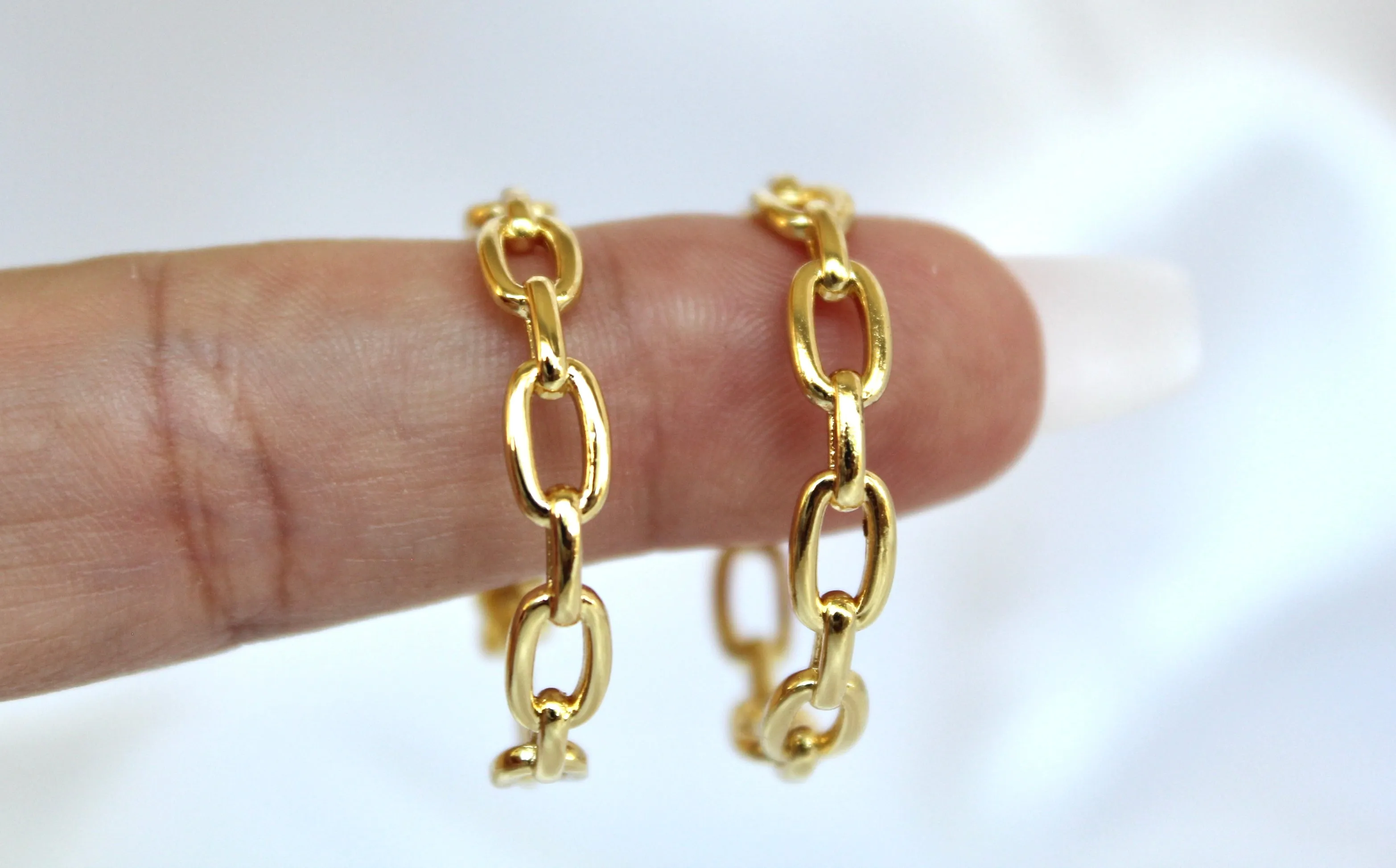 Mary Hoop Earrings