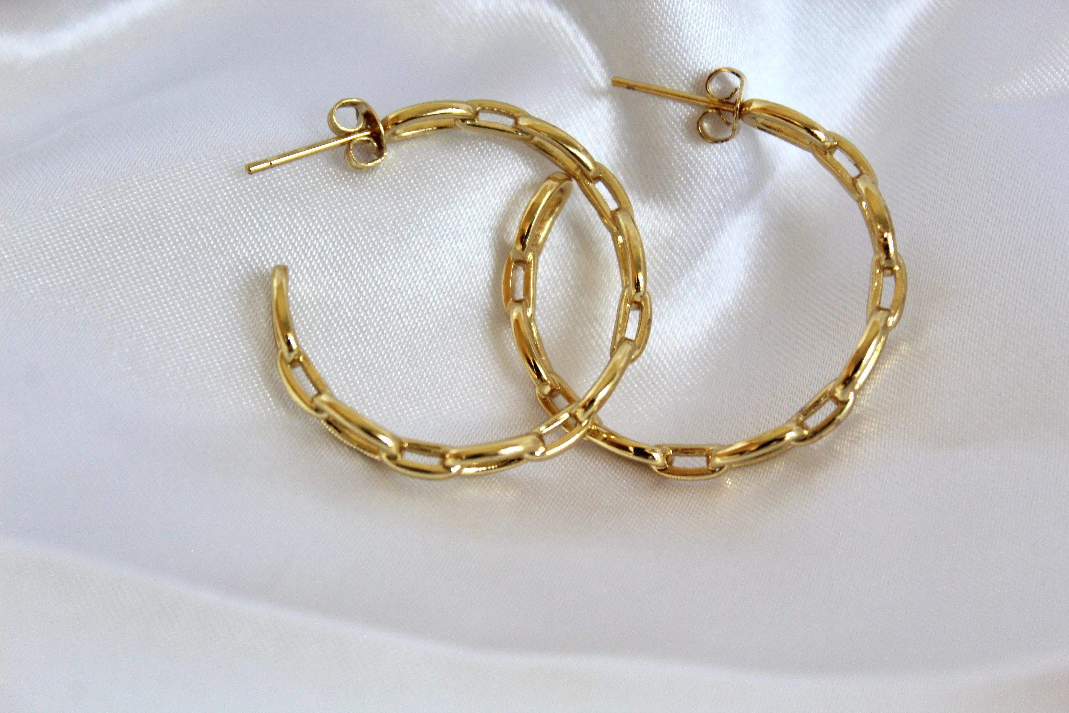 Mary Hoop Earrings