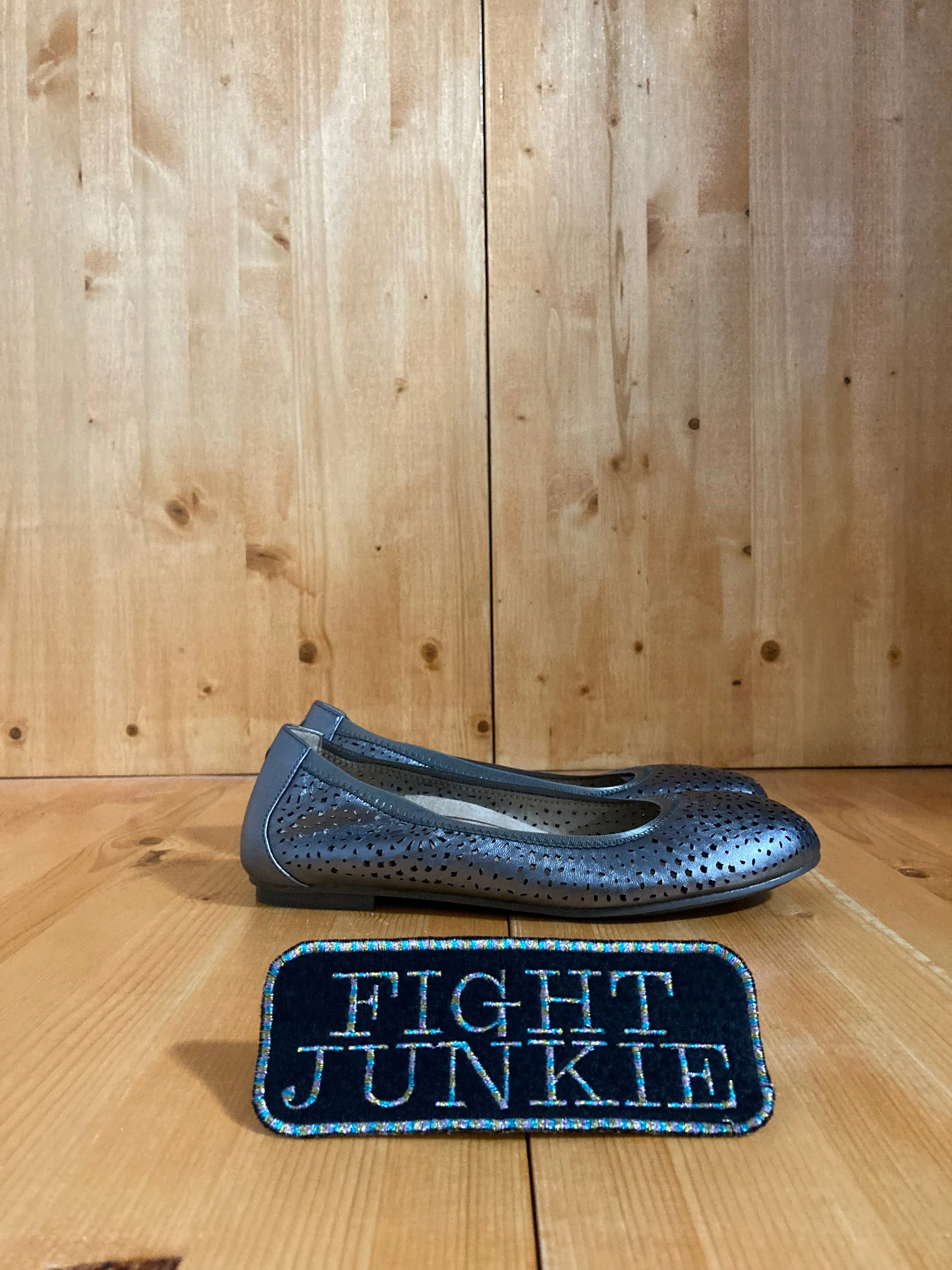 VIONIC ROBYN Perforated Women Size 8W Ballet Flats Pewter